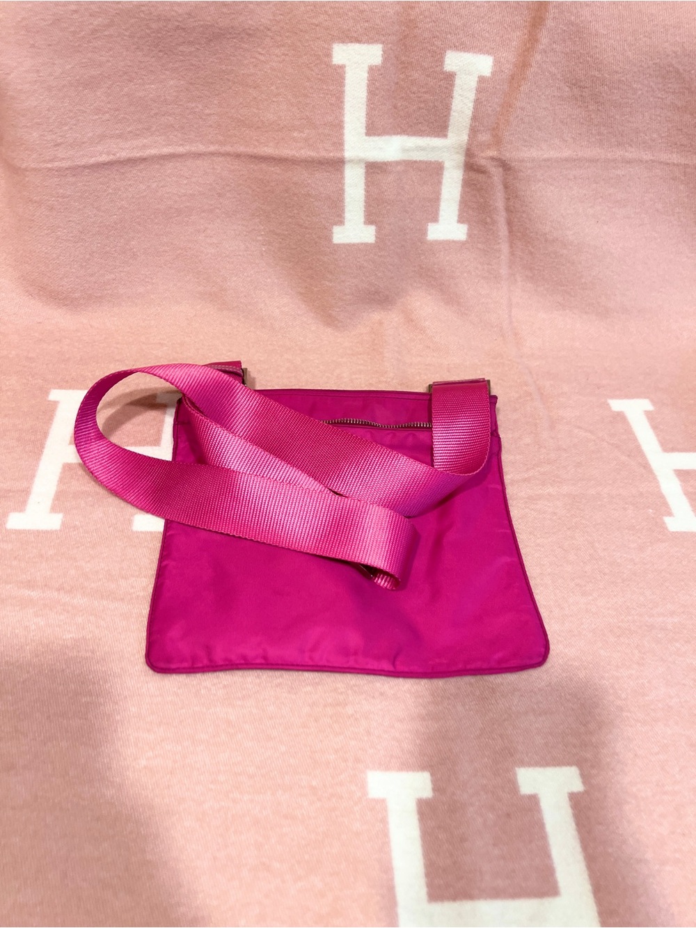 PRADA⭐️Authentic! Hot Pink Nylon Crossbody or shoulder Bag! - Picture 12 of 13